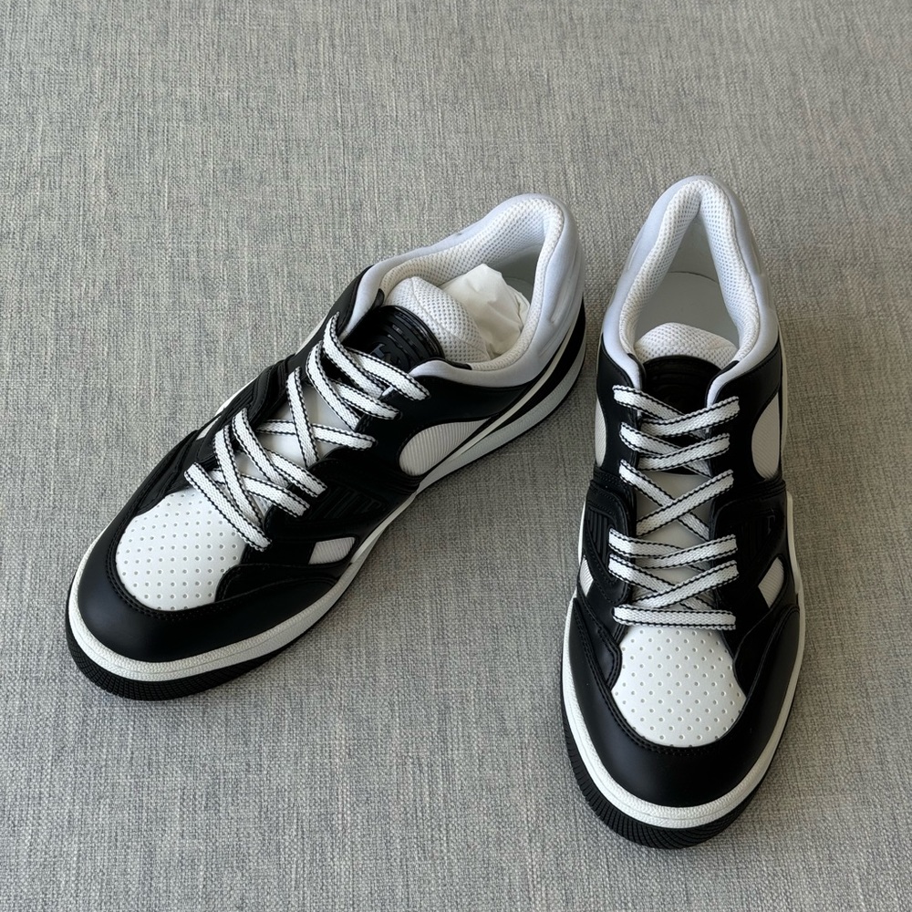 NEW Gucci women’s Basket Low Top Sneaker